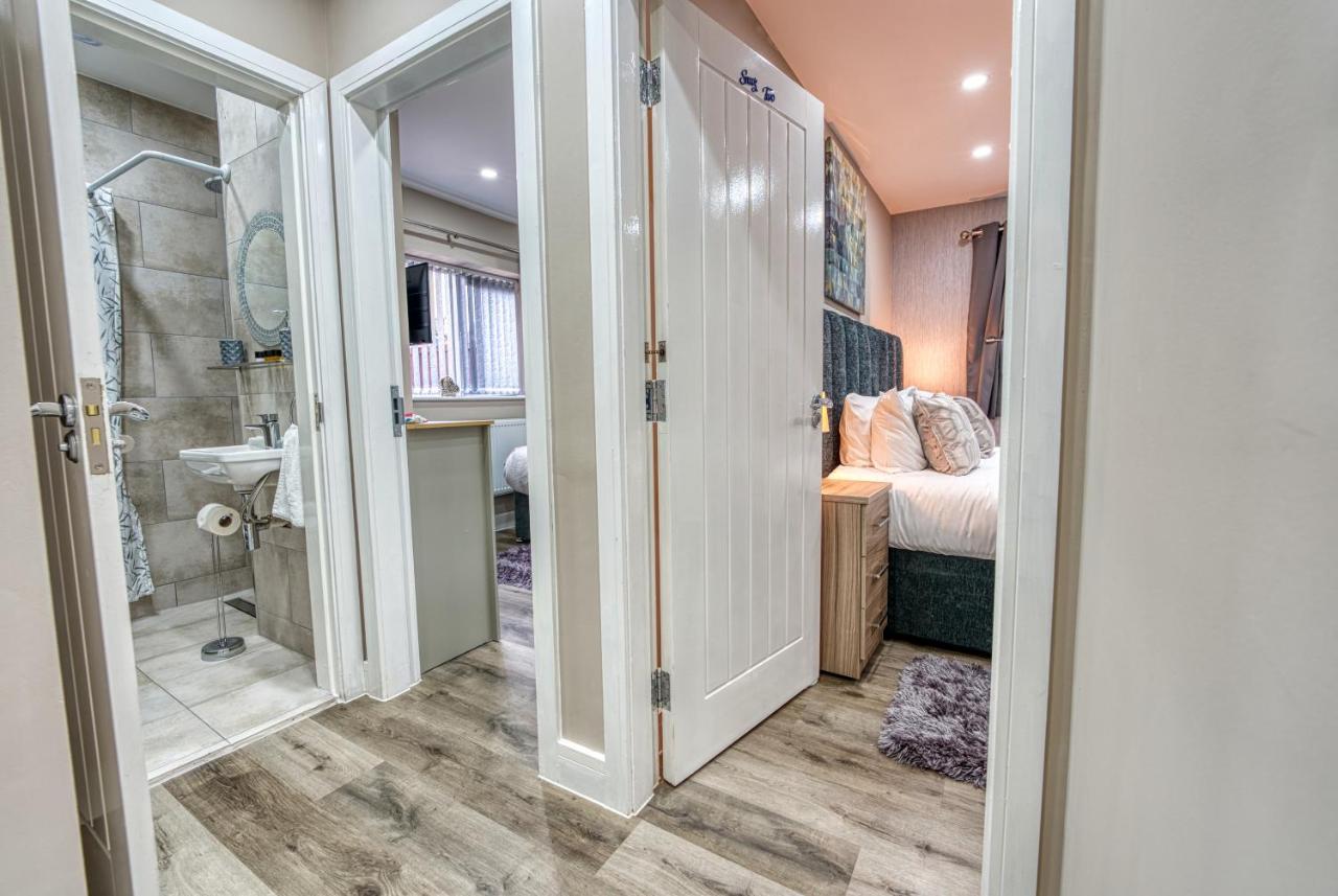 Stylish House - B'Ham Airport And Nec, Jlr Solihull, Business & Leisure Stays - Aspen House Eksteriør billede