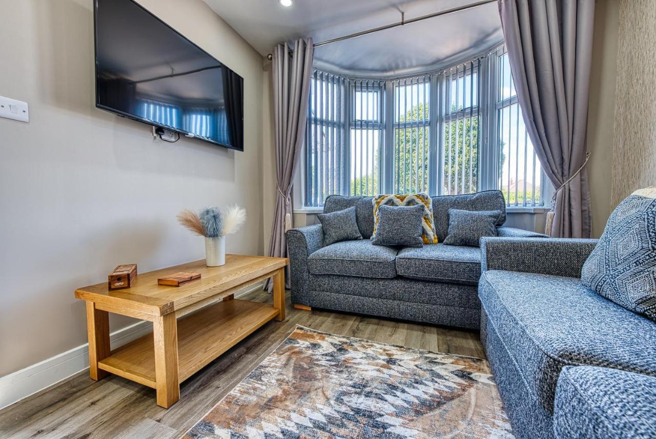 Stylish House - B'Ham Airport And Nec, Jlr Solihull, Business & Leisure Stays - Aspen House Eksteriør billede
